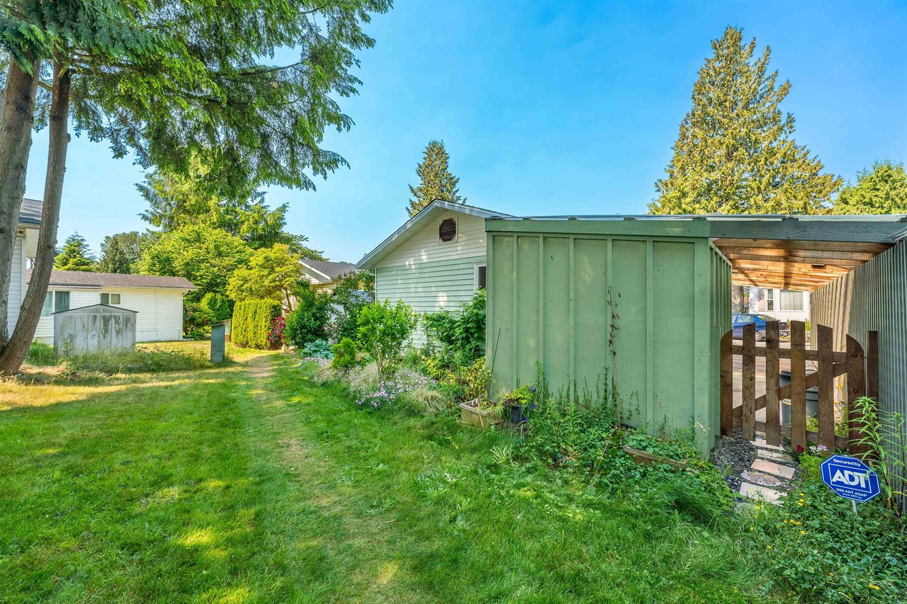 282 Tyee Dr