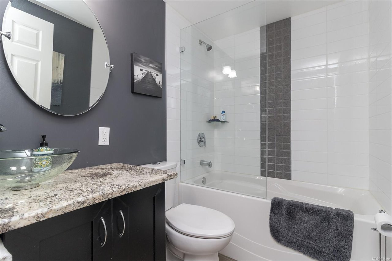 7448 East Saanich Rd, Central Saanich