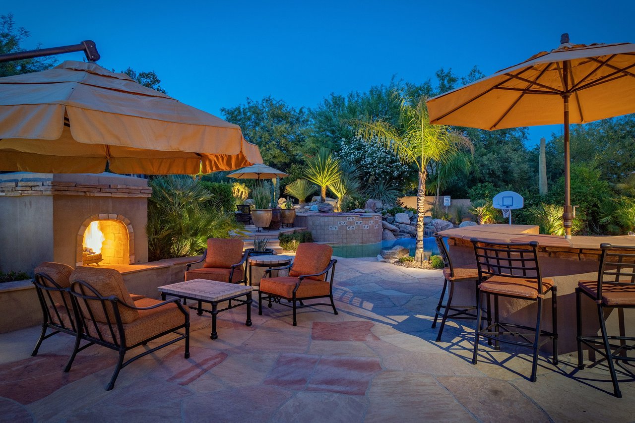 Incomparable Private Estate Home 