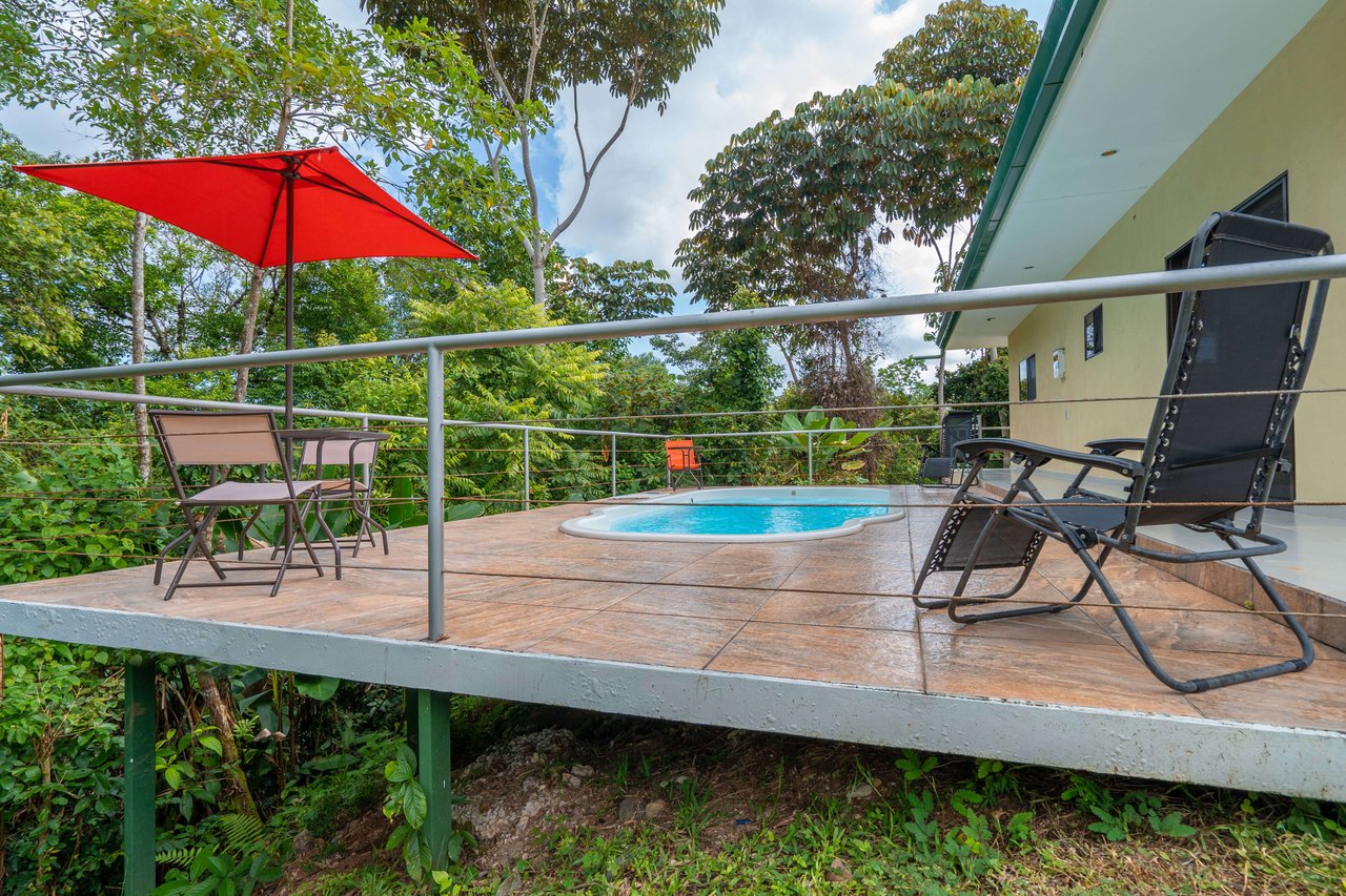  Affordable & Charming 1 bedroom Villa with Pool in gated community, immersed in the rainforest close to Quepos  