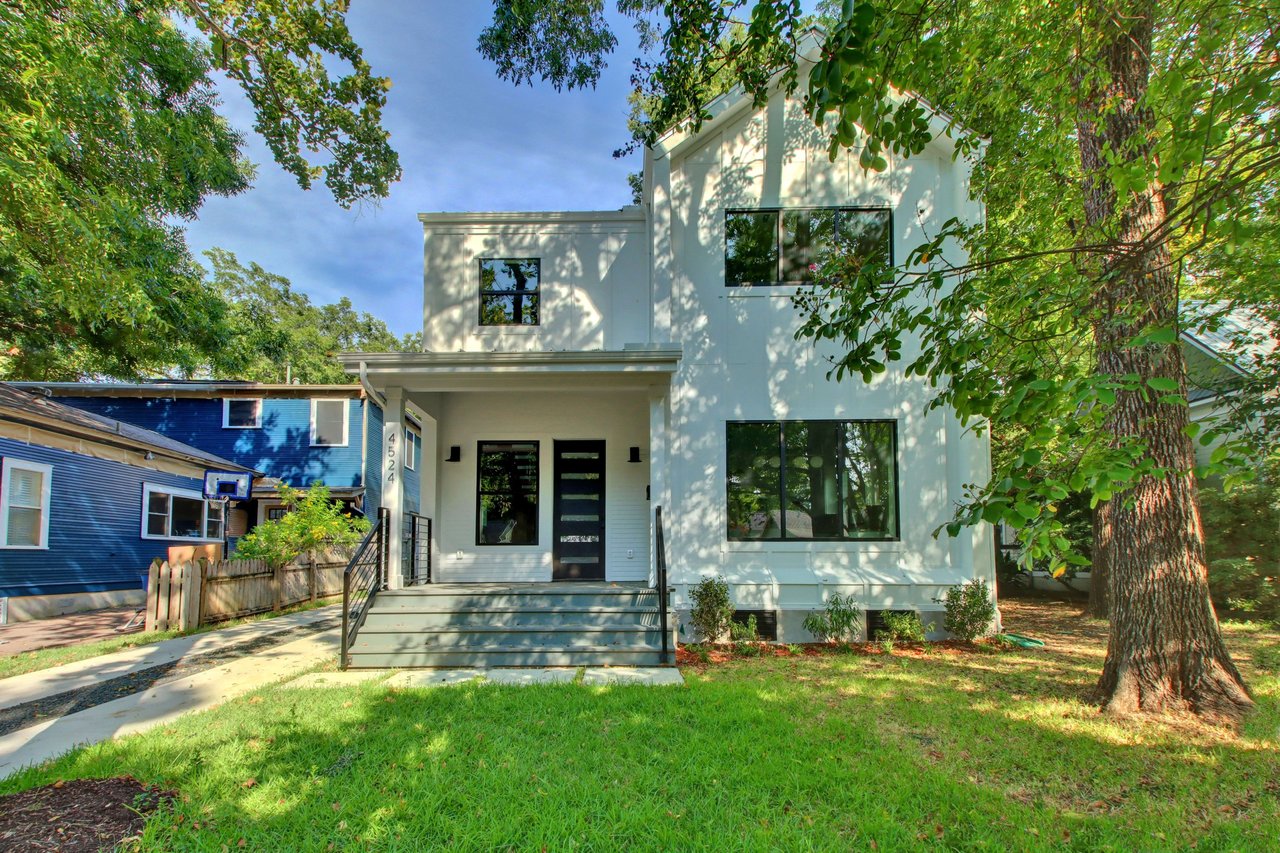 4524 Ave C