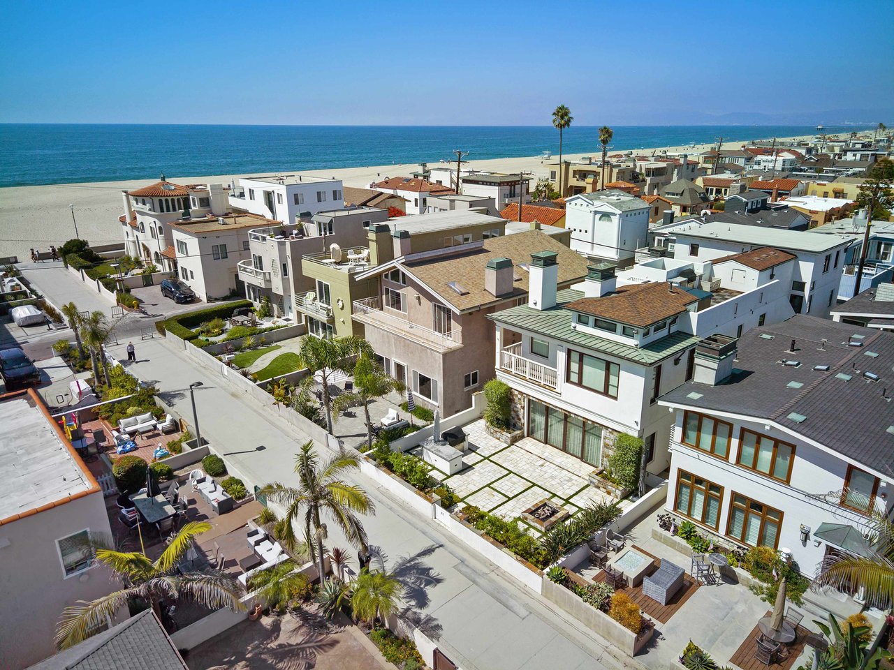 Off Market Trophy Property // Hermosa Beach Walkstreet