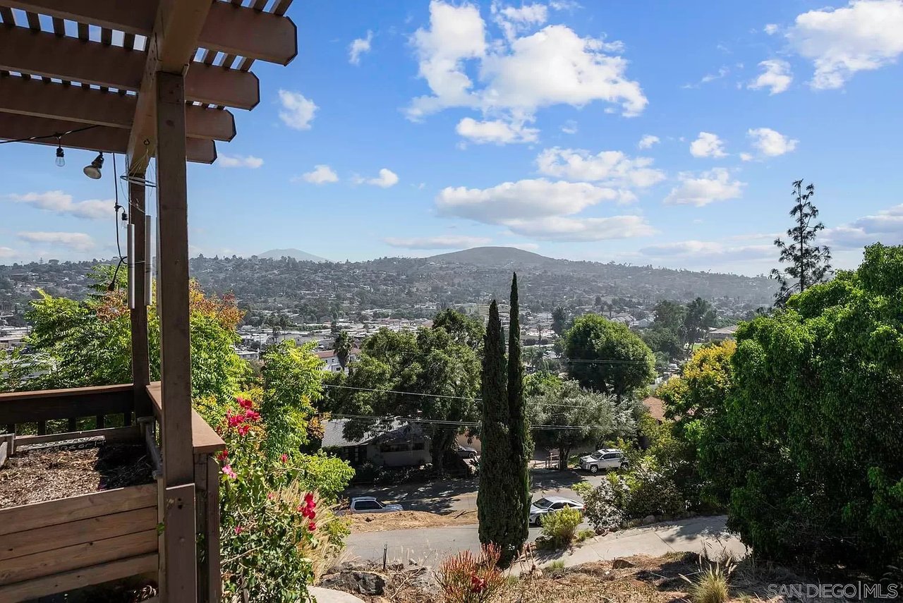 3410 Saddle Drive