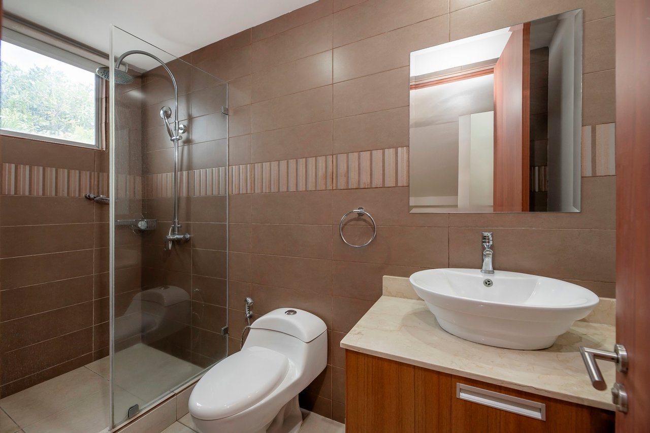 Contemporary Terrace Townhouse, Santa Ana, San Jose