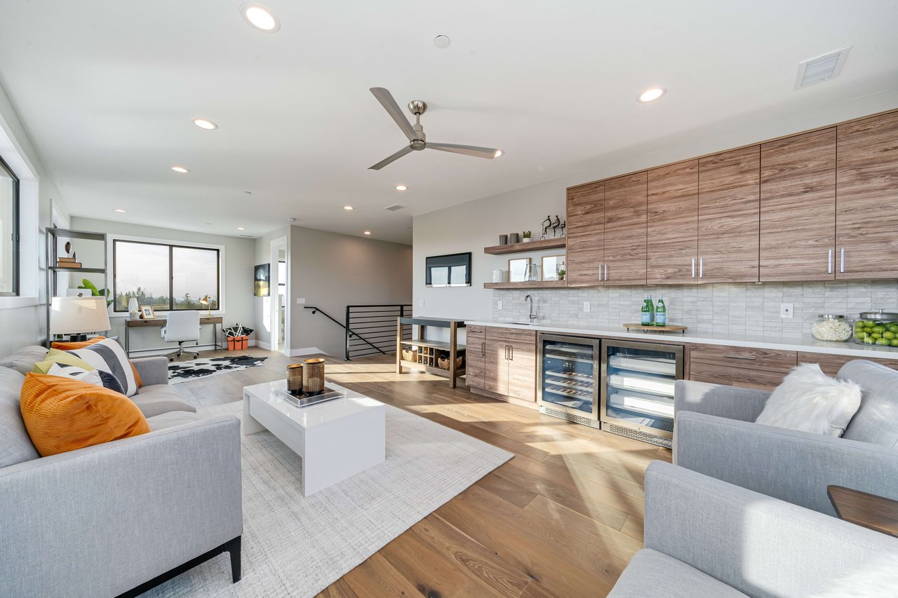 3927 Rincon Ridge Drive