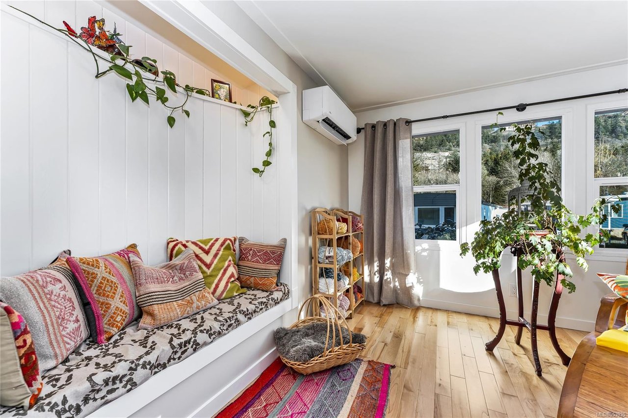 22-2807 Sooke Lake Rd