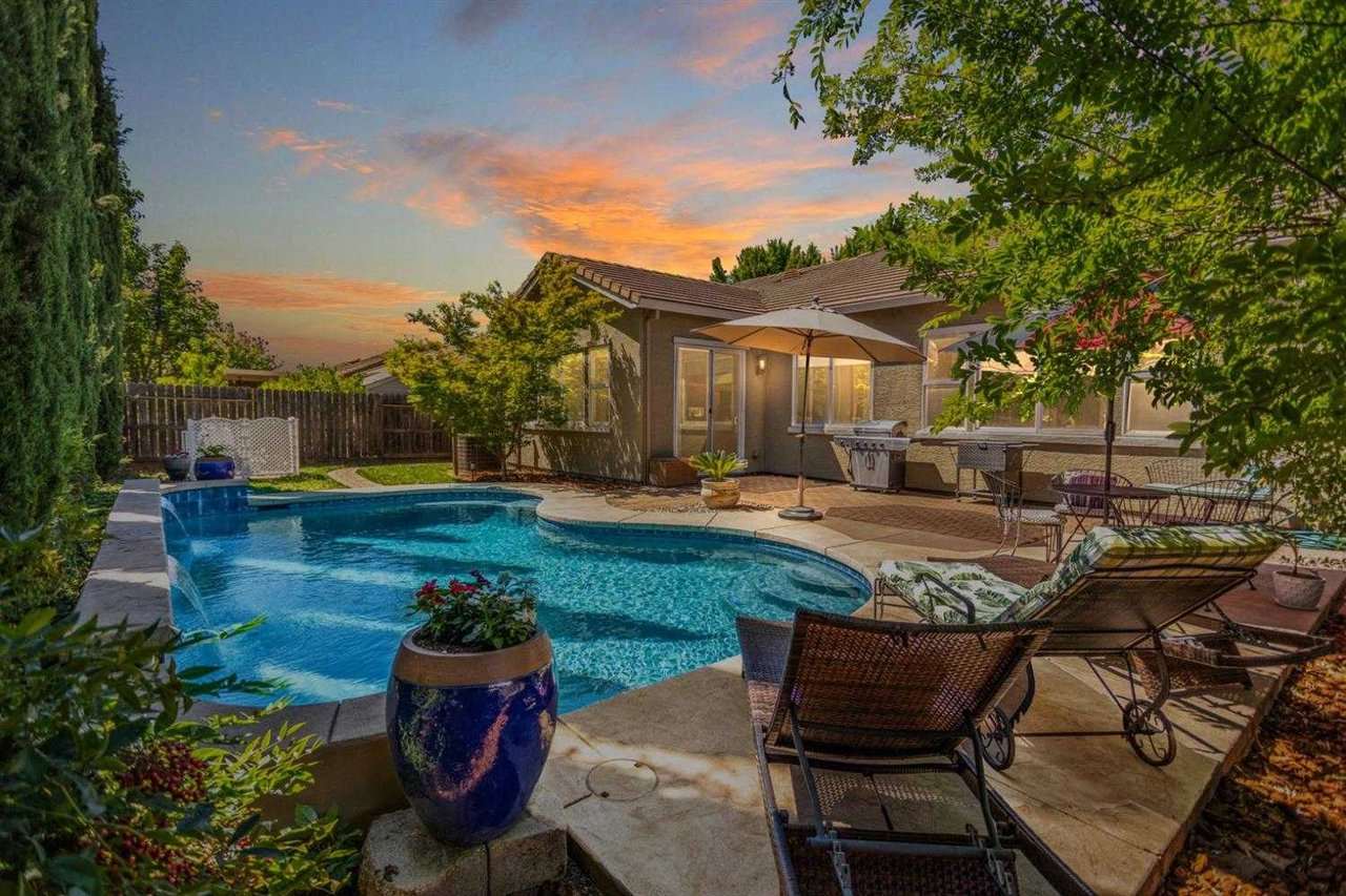 3401 Muscat Way