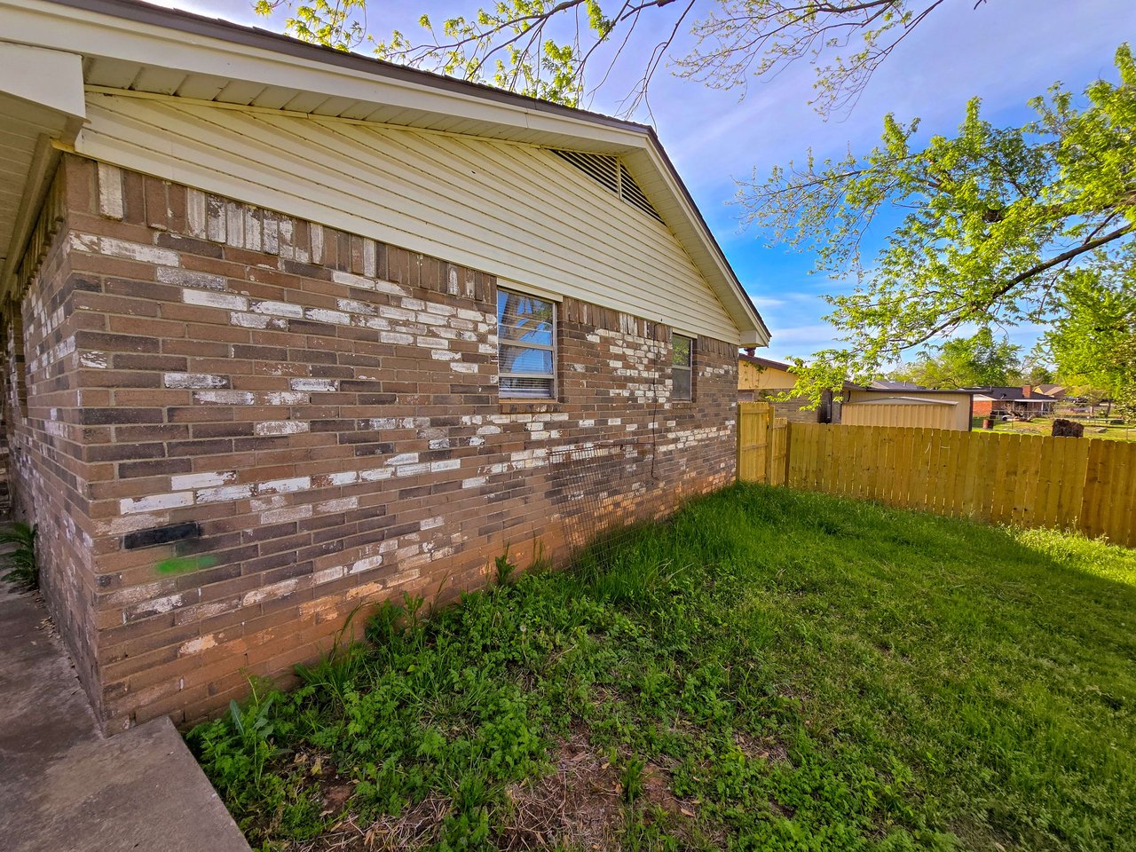 104 Hardesty Dr.