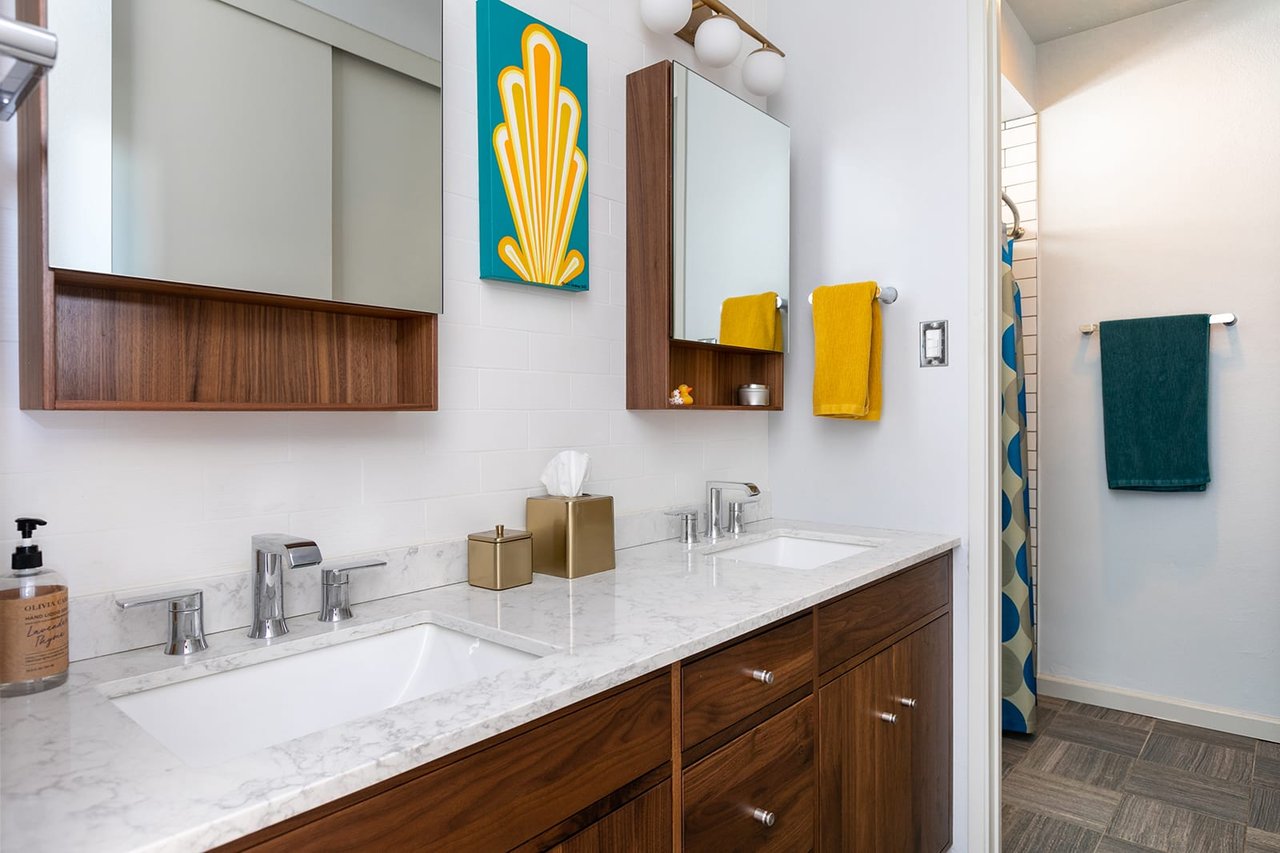 Top-floor Residence in Griffith Park