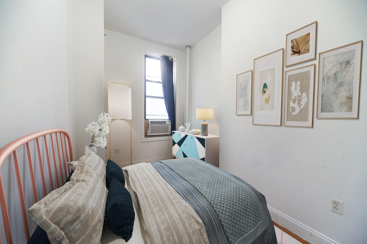 31 Saint Marks Place, Apt 1