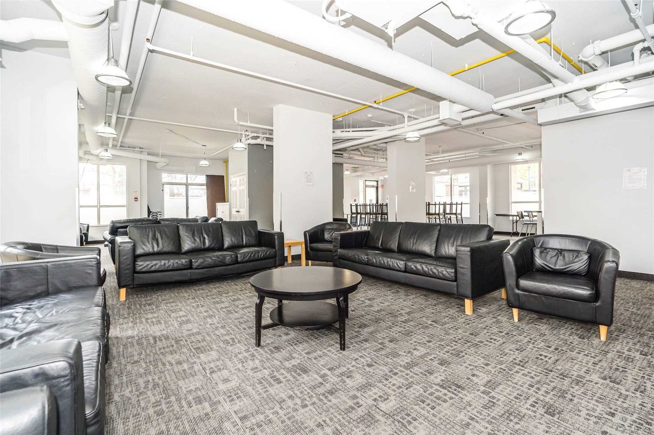 Experience Penthouse Living 