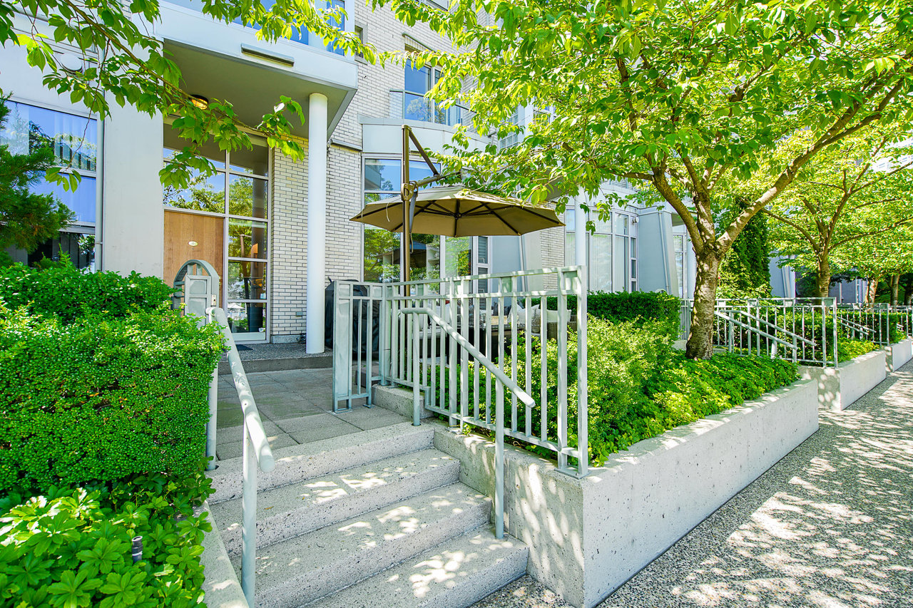 1228 Marinaside Crescent, #116 