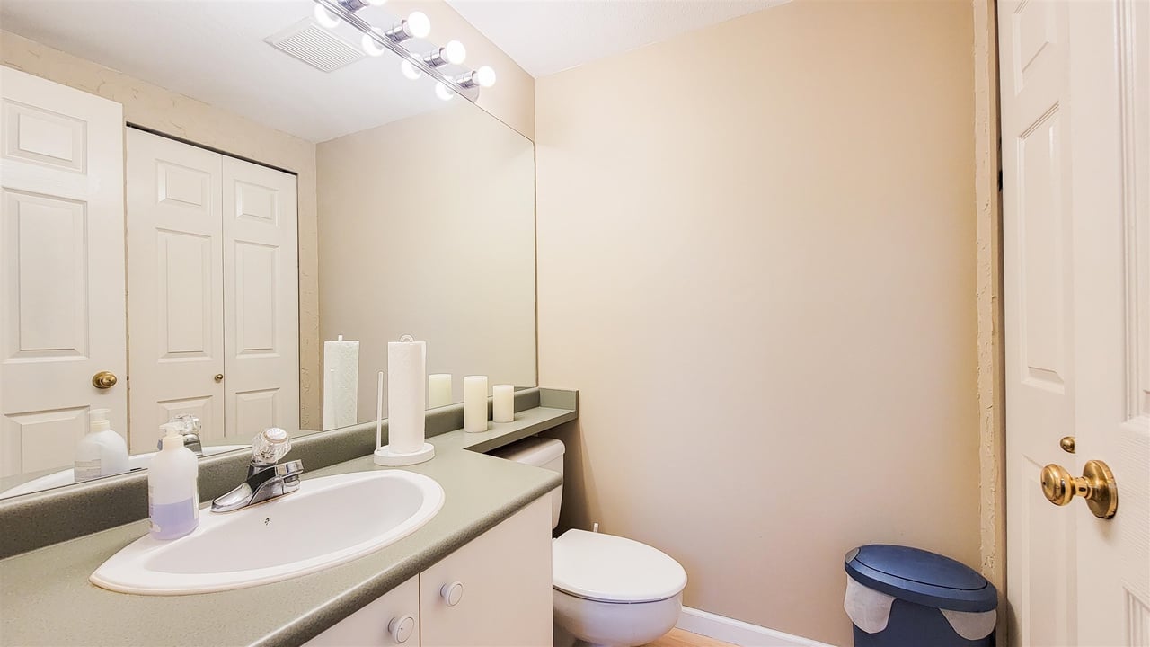 29-8930 Walnut Grove Dr