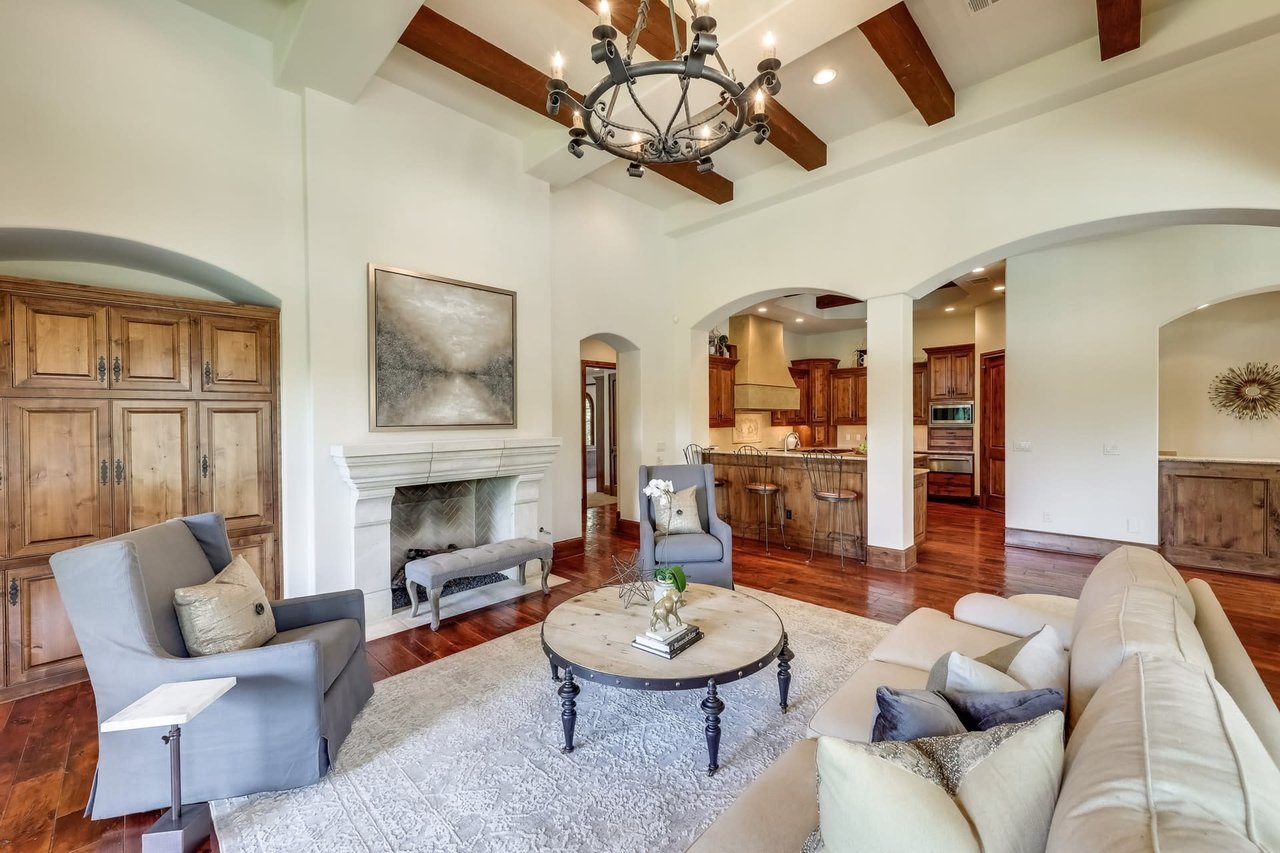 7728 Escala Dr