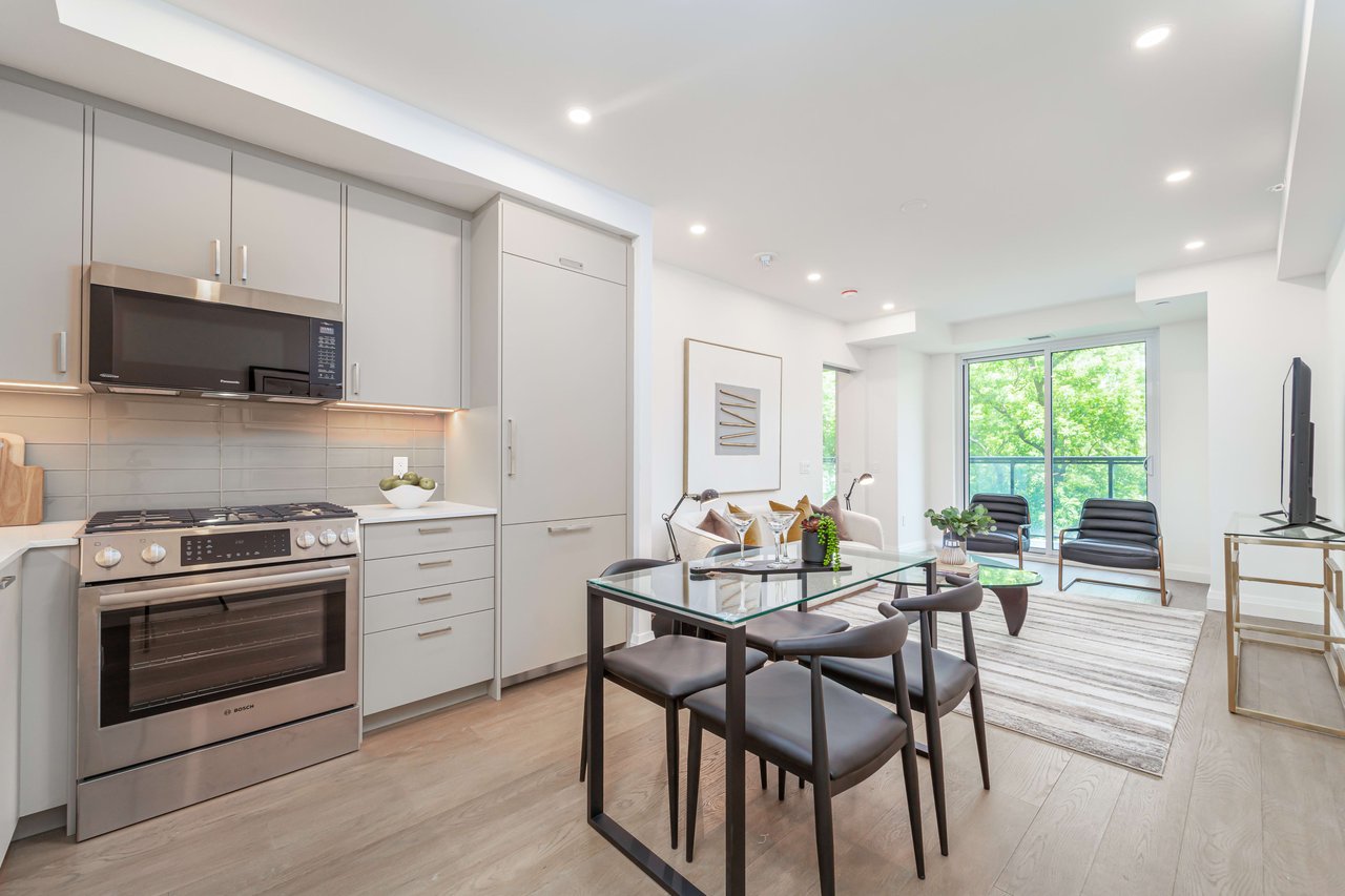 285 Avenue Road Suite #403