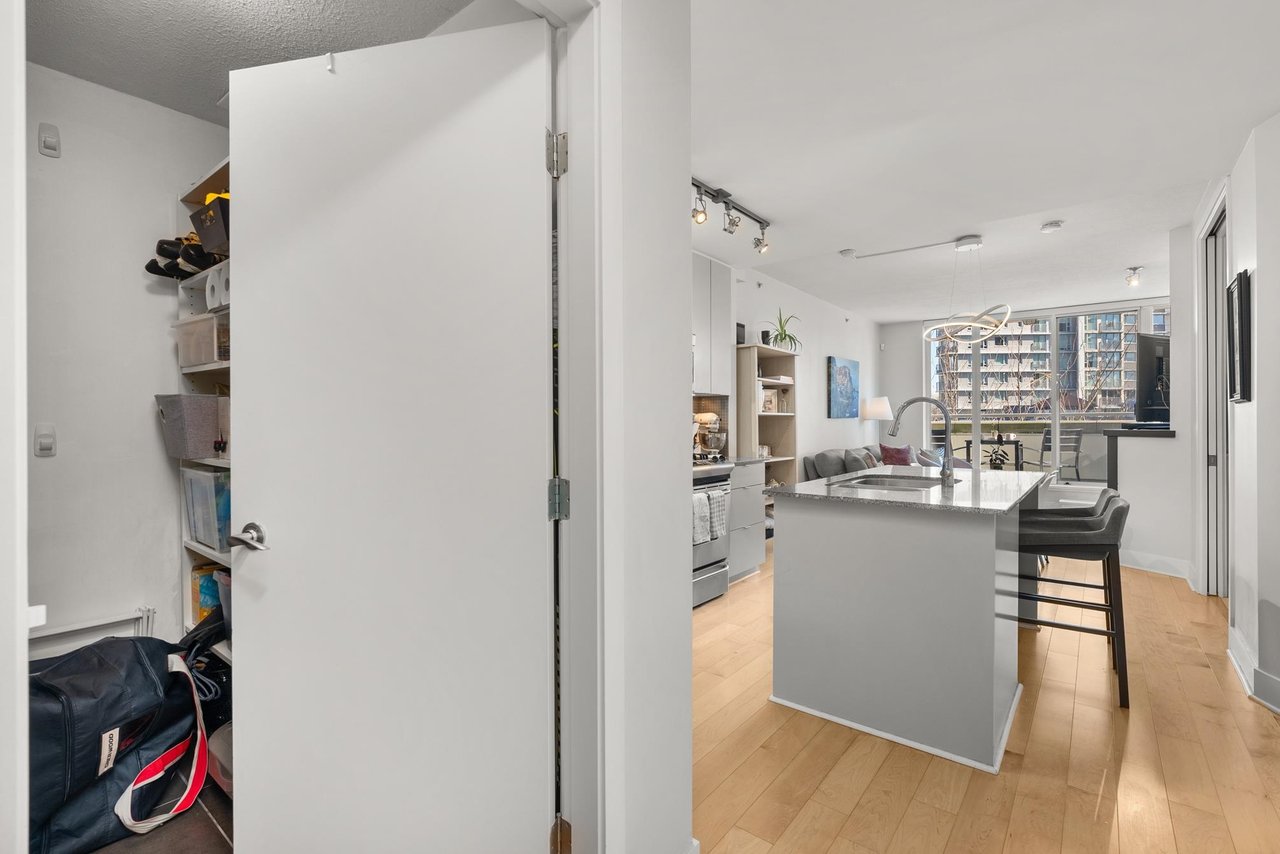 313-298 E 11th Avenue, Vancouver