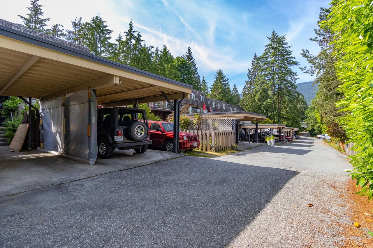 1148 Deep Cove Road, North Vancouver