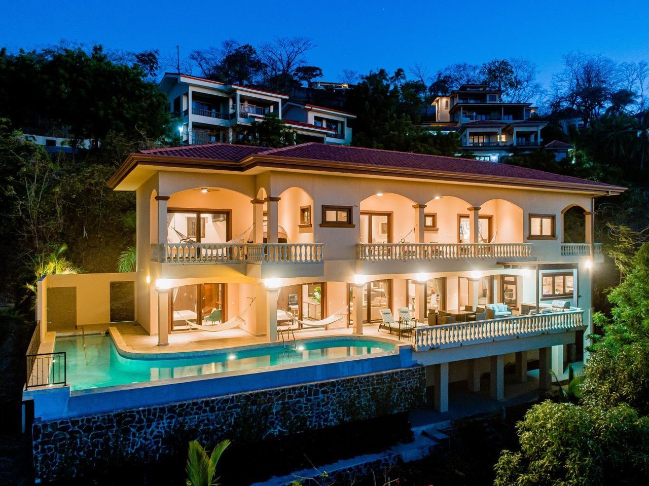 Luxury 6 BR Villa in Flamingo, Incredible Views | Starting At $1,350.00 Daily