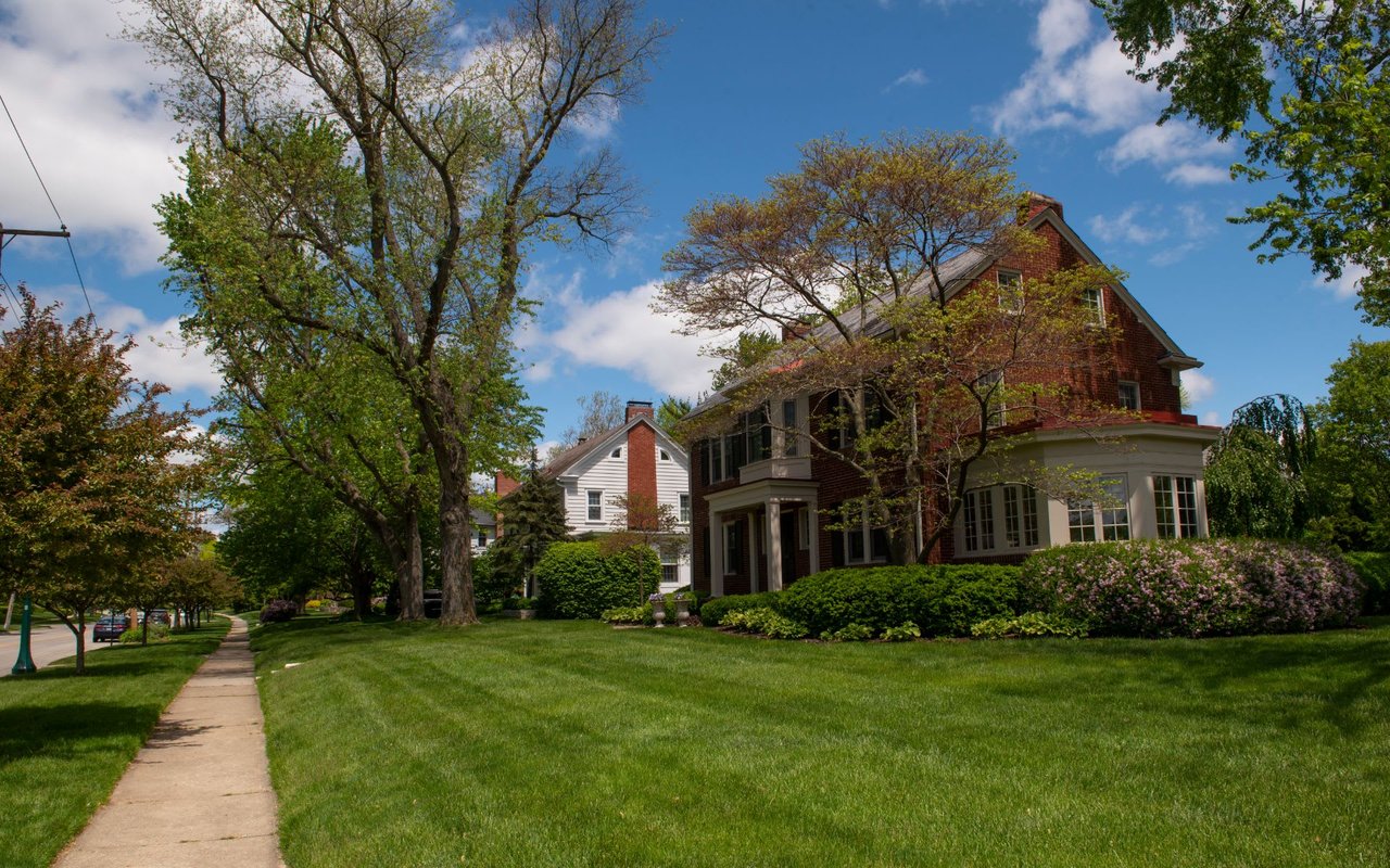UPPER ARLINGTON