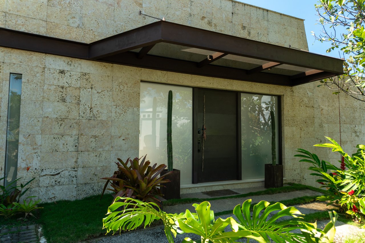 Modern Forest Infinity Pool Estate, Santa Ana, San Jose
