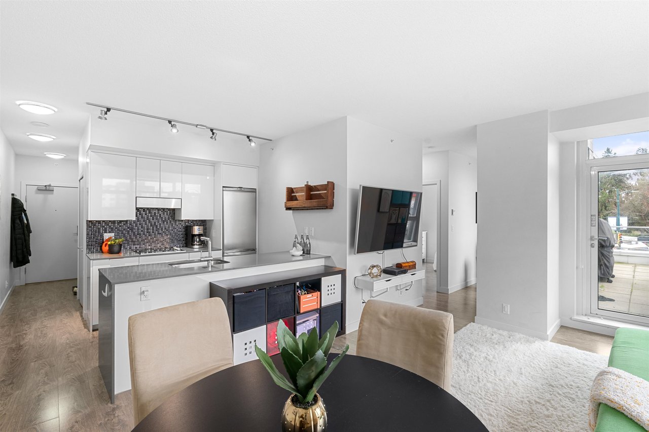 308-2788 Prince Edward St