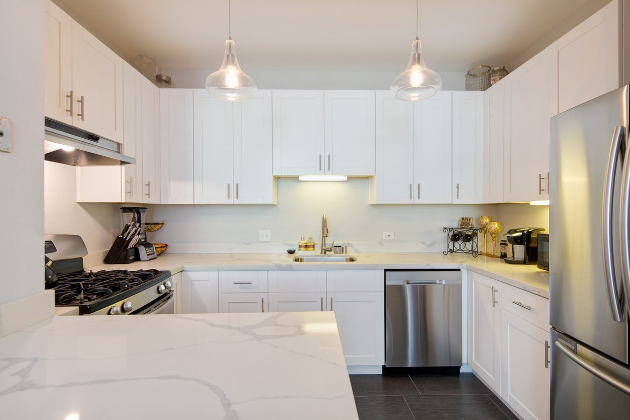 VANDEWATER STREET CONDOMINIUMS