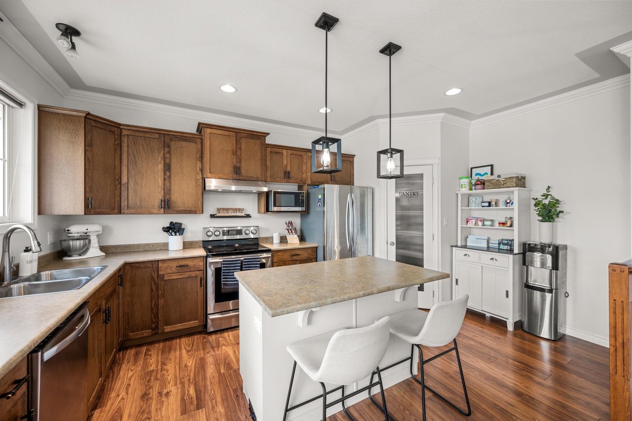 10-50354 Adelaide Pl