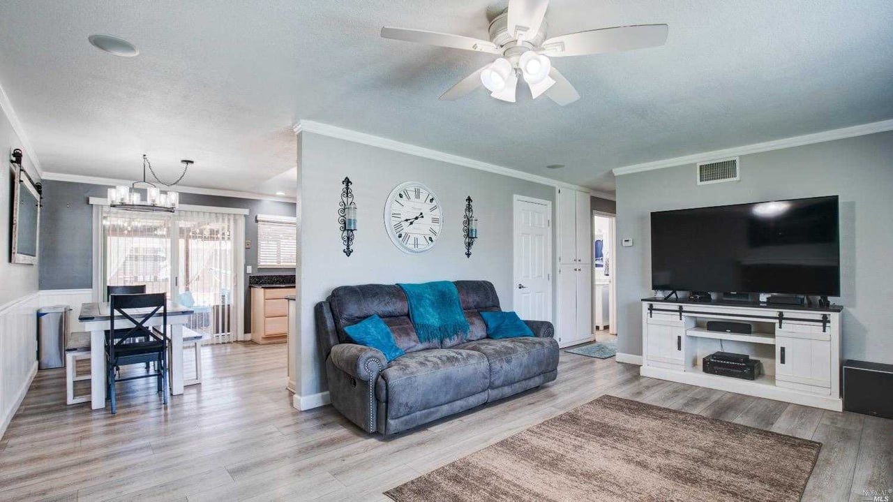 113 Richard Pl