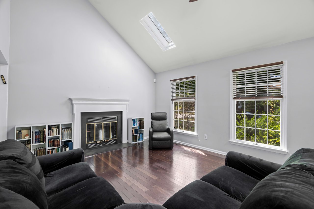 306 Alexandria Way