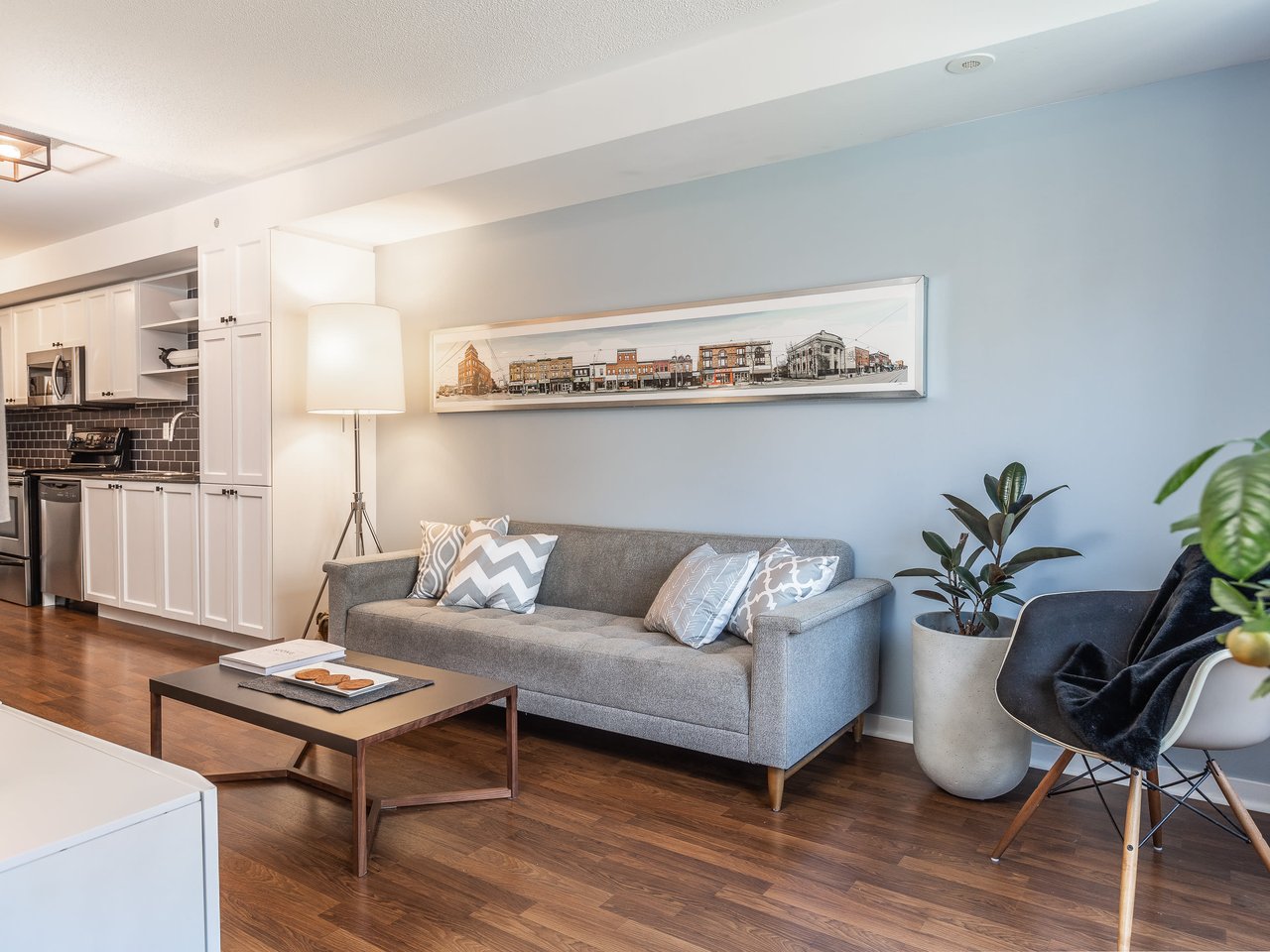 SECLUDED LESLIEVILLE TOWNHOME