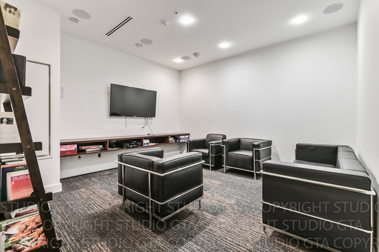 HOWARD PARK RESIDENCES