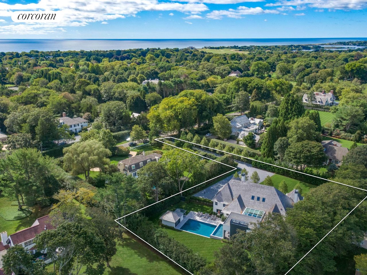 East Hampton, New York, Home With 8,000 Square Feet and Six Bedrooms Asks $19 Million