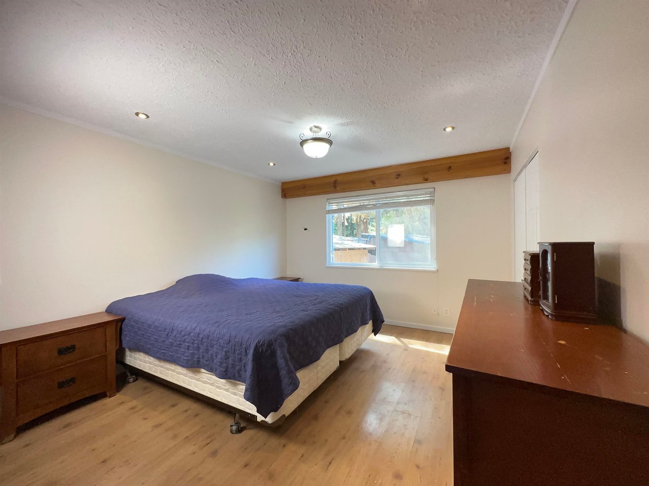 1100 Fernwood Rd