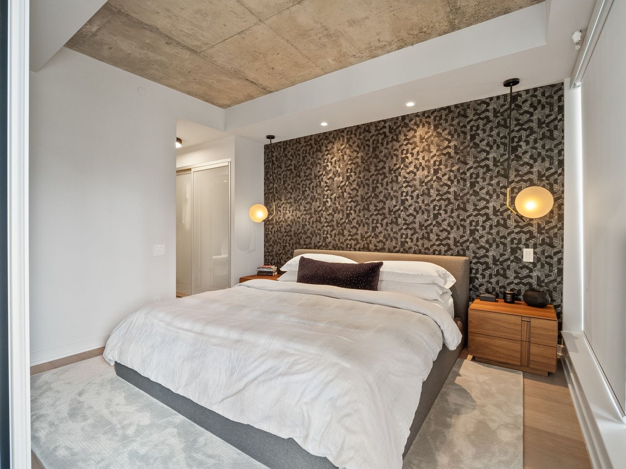 SOLD: The Best Of King West