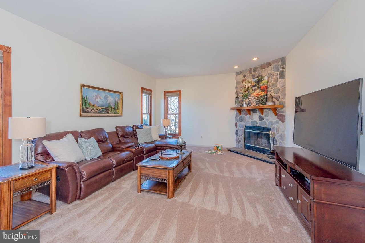 743 CHESSIE CROSSING WAY