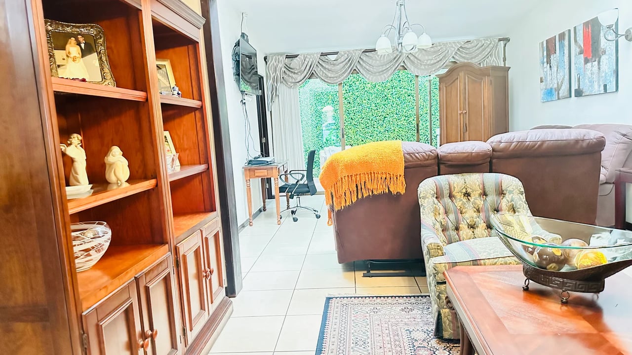 Colonial Style Gated Condo, Curridabat, San Jose