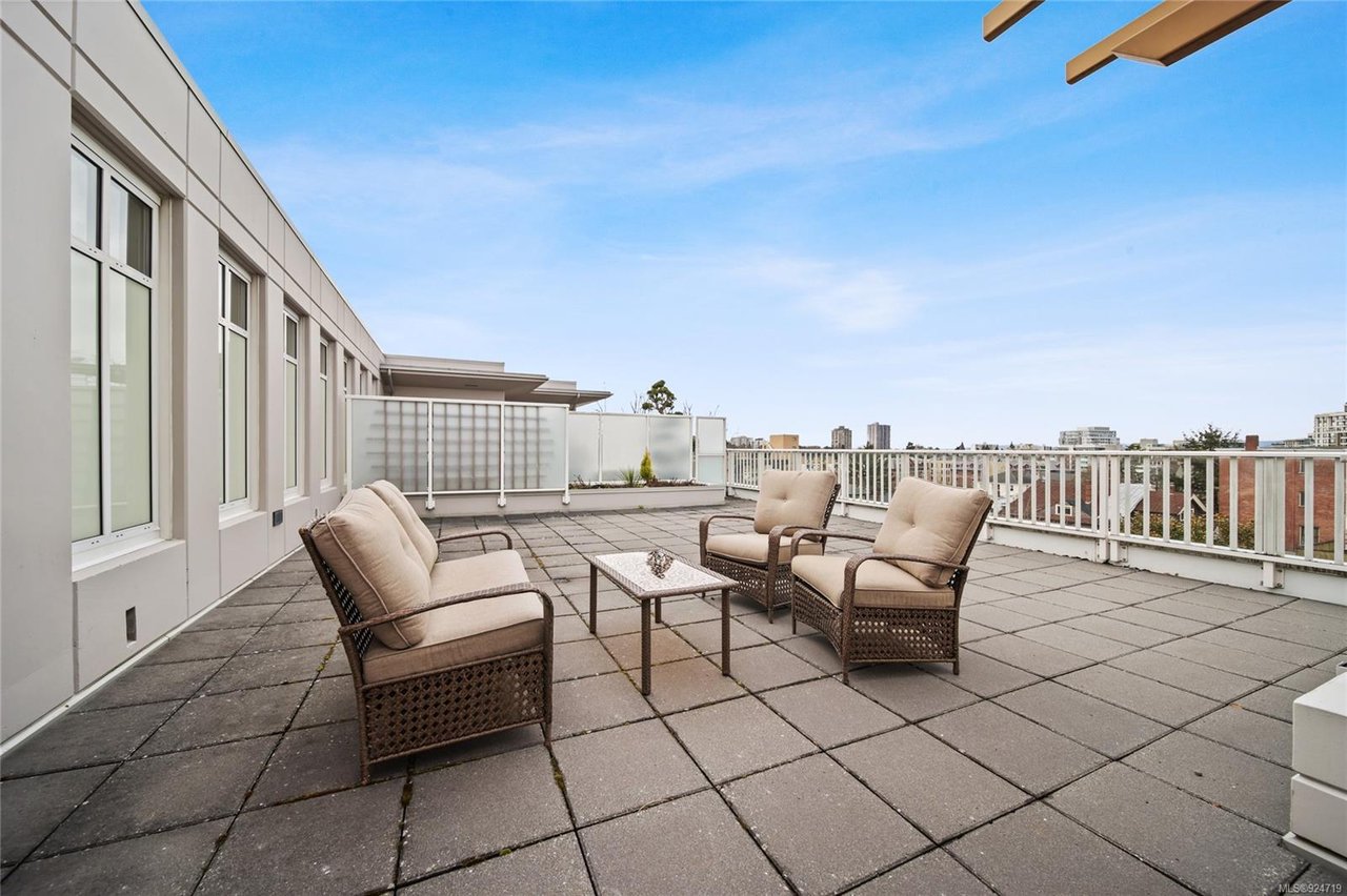 501-999 Burdett Ave