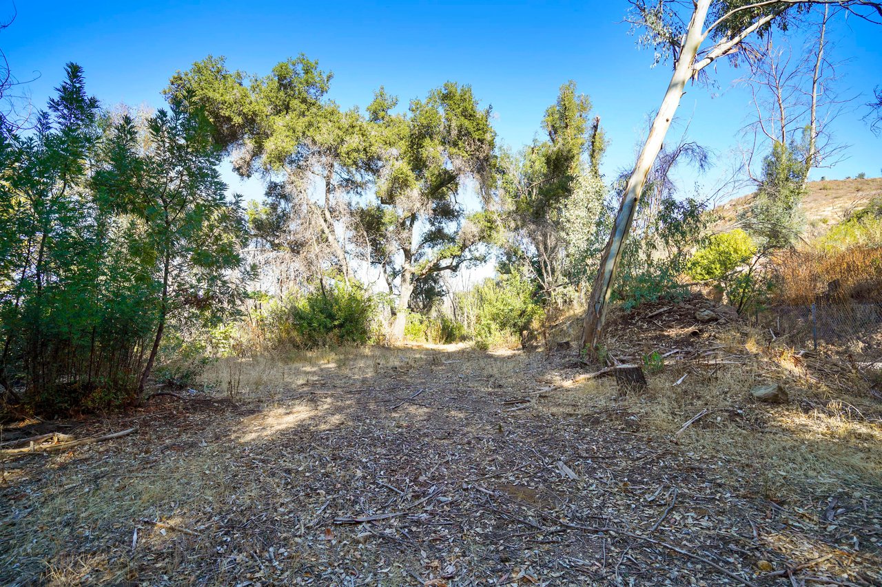 30887 Mulholland Hwy