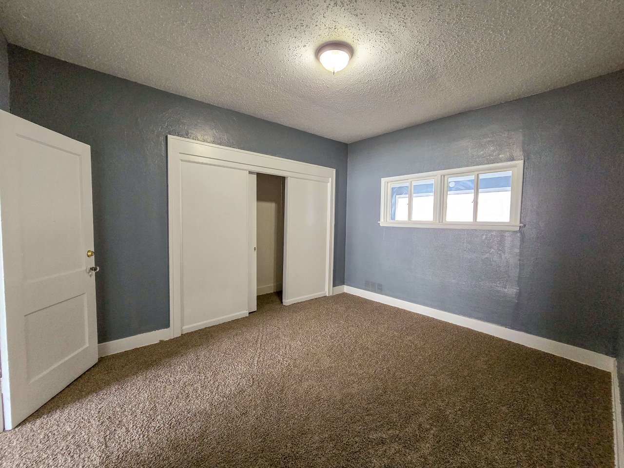 810 N Kickapoo