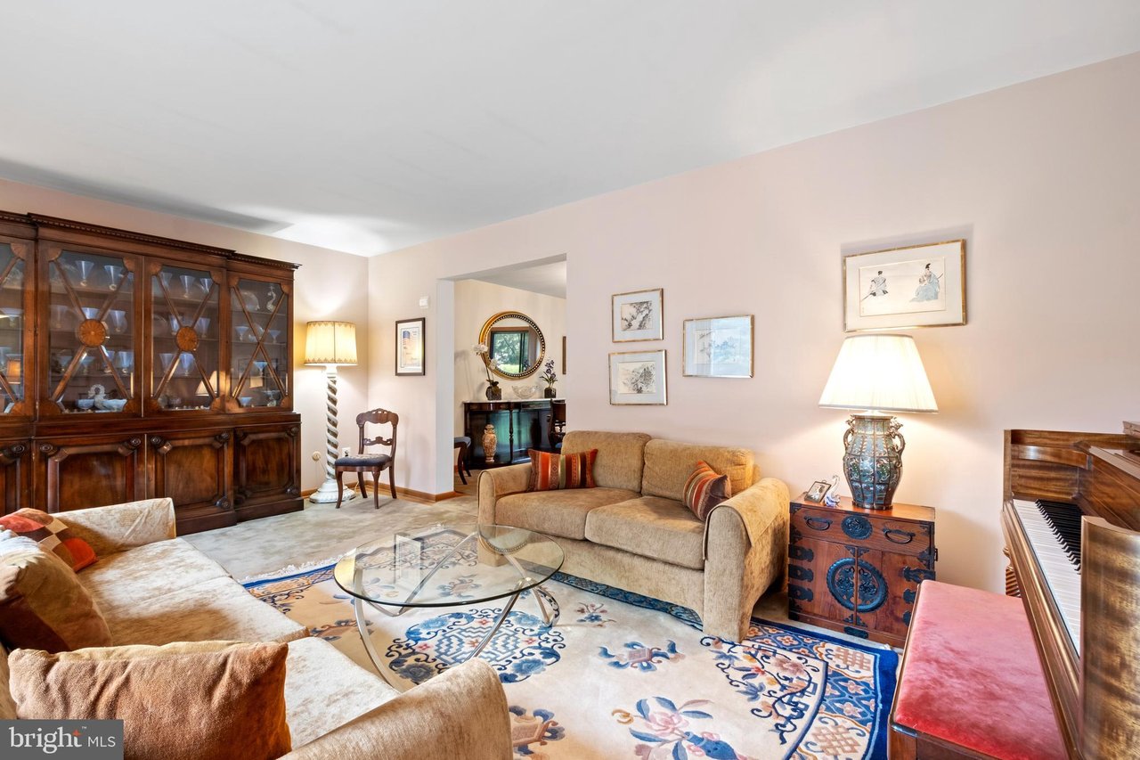 31 Lynne Cir