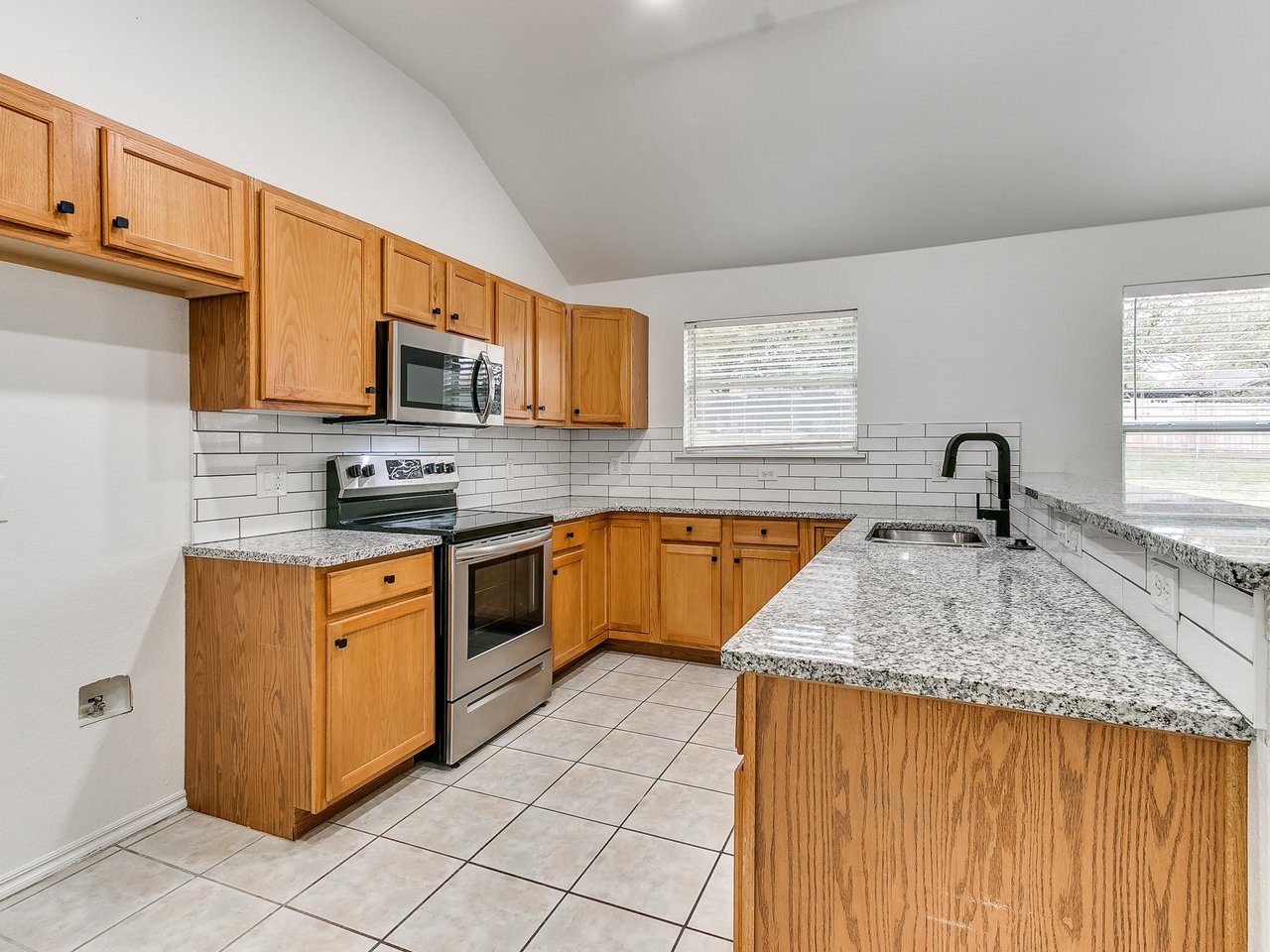 Kingston Hills Community- 1256 Kingston Rd