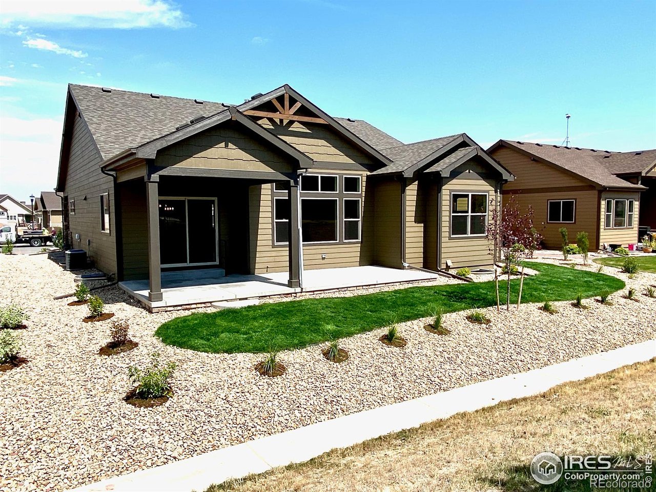3692 Saguaro Dr