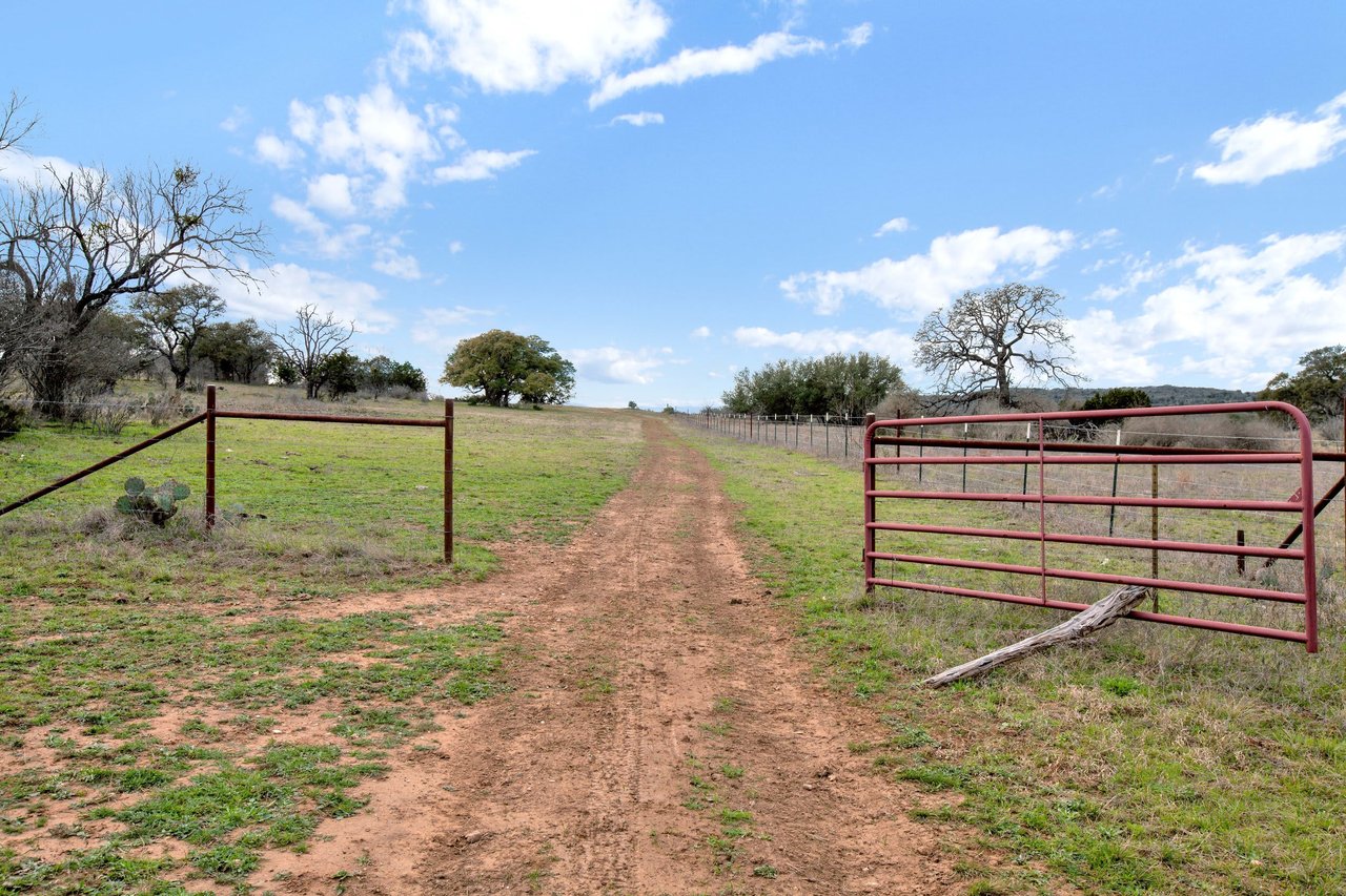 Cuatro Colinas Ranch