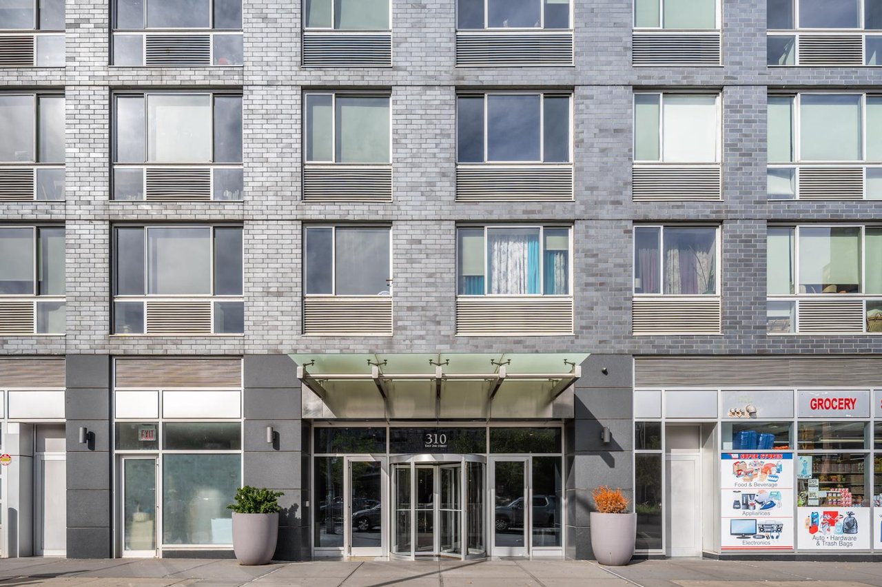 310 East 2nd Street, Apt 11-D