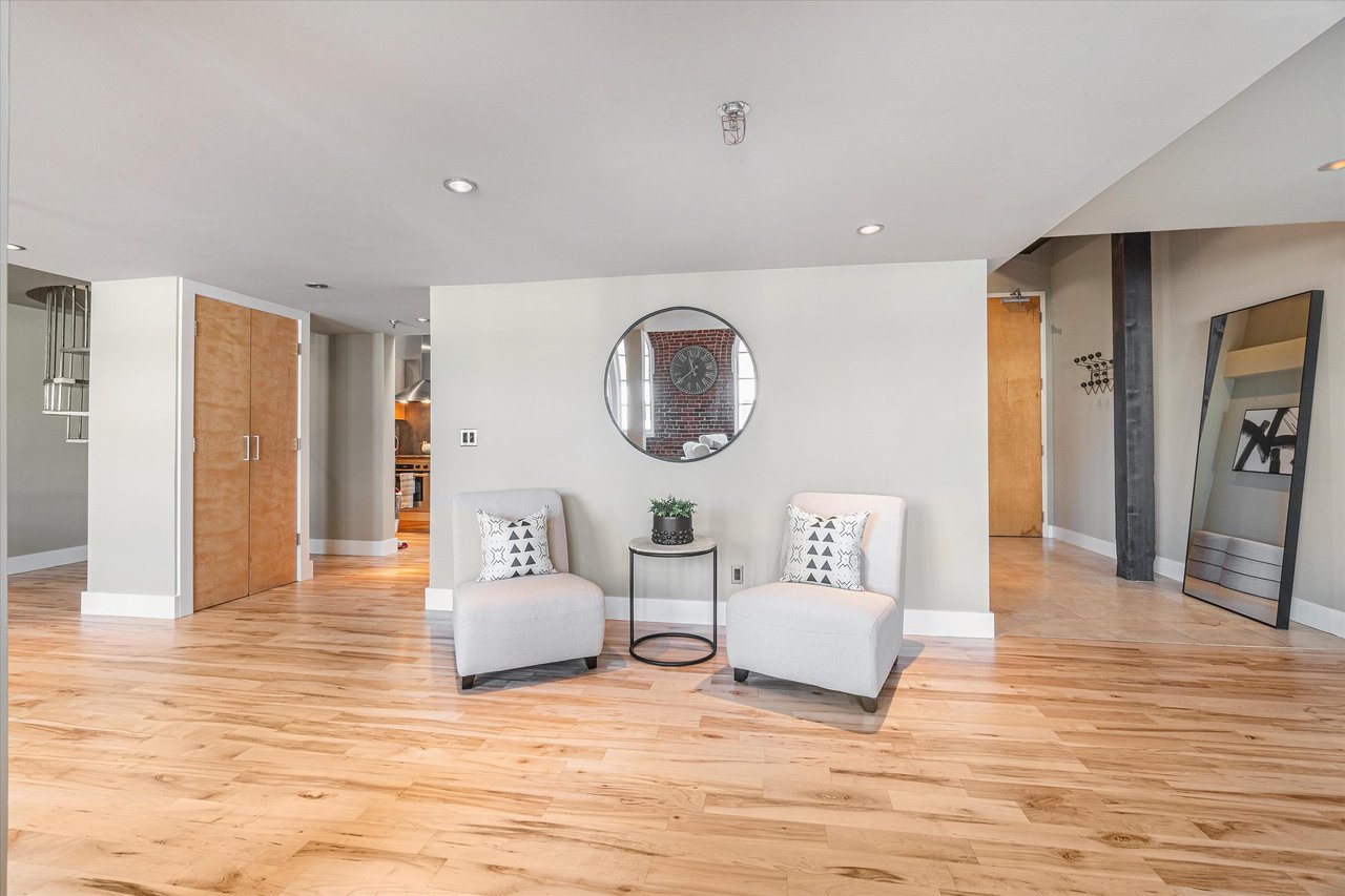 461 2nd Street, Unit C322