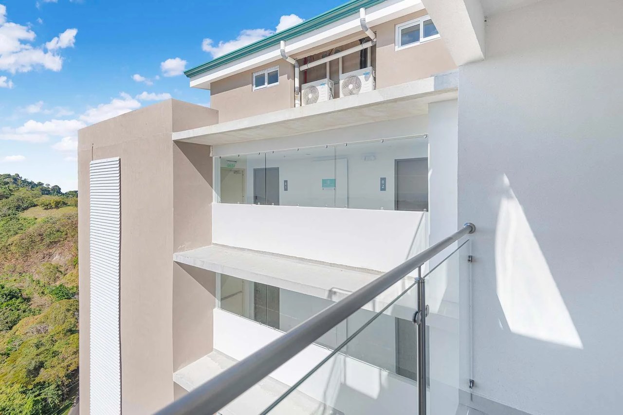 Luxury Oceanview Corner Penthouse, Jaco, Puntarenas