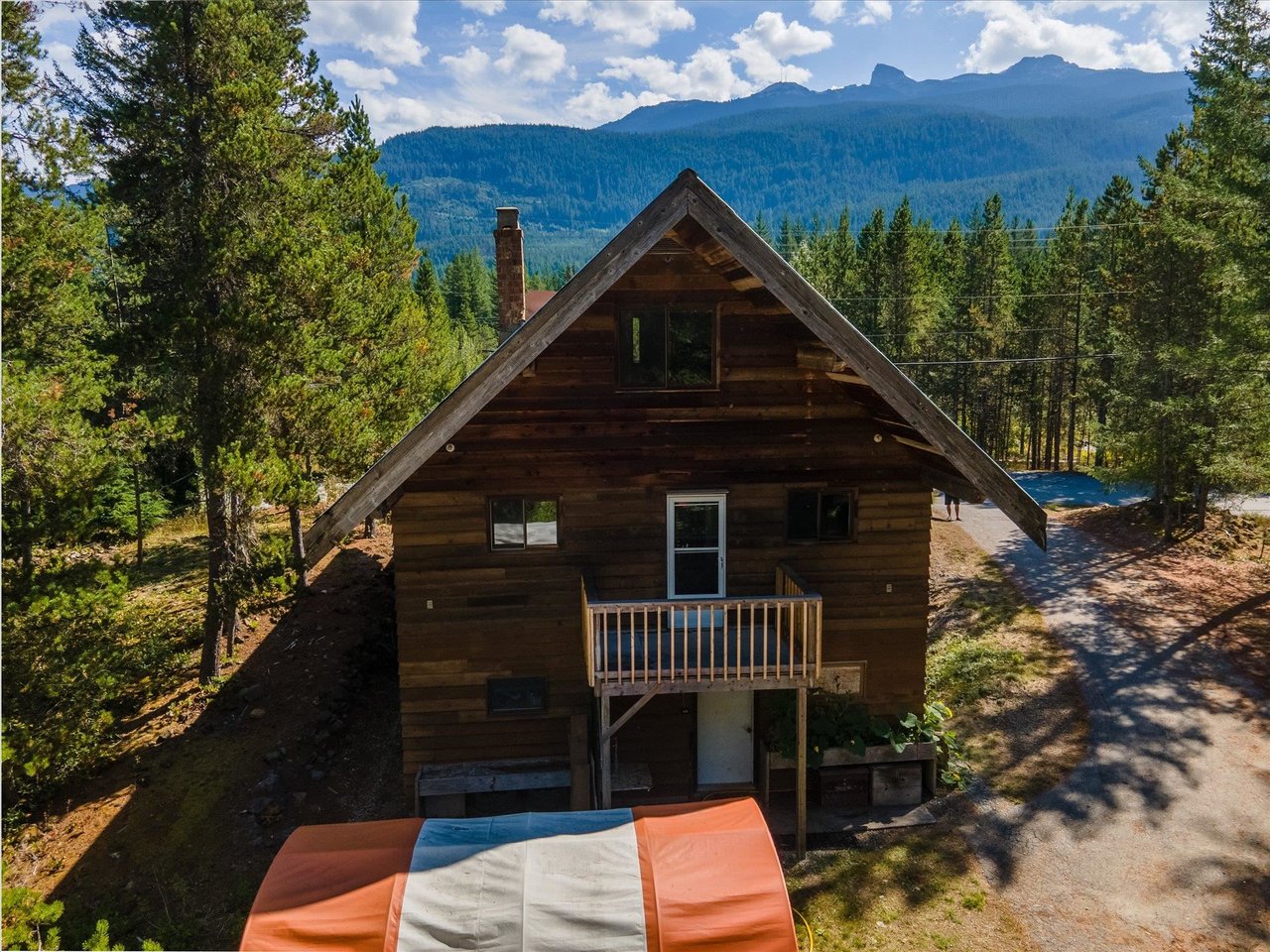 17 Garibaldi Dr