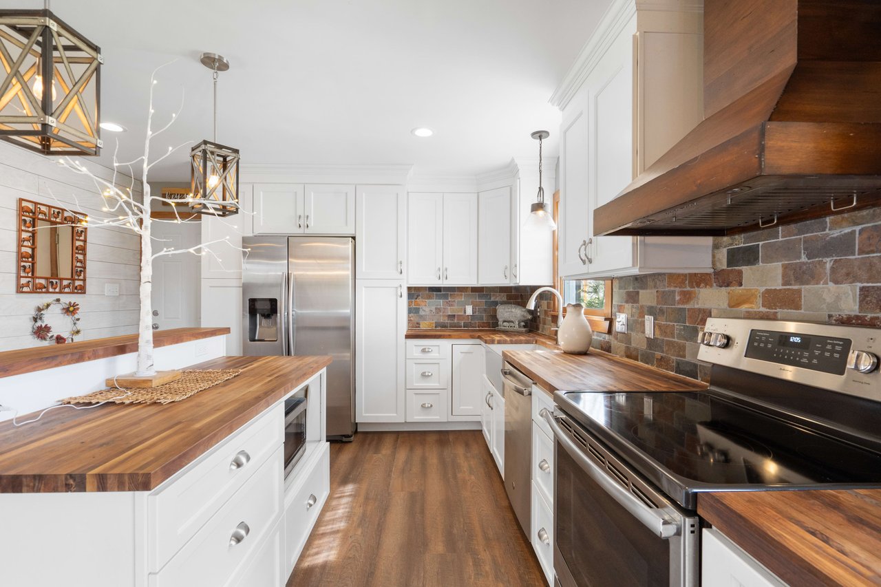 422 Jacobstown Cookstown Rd