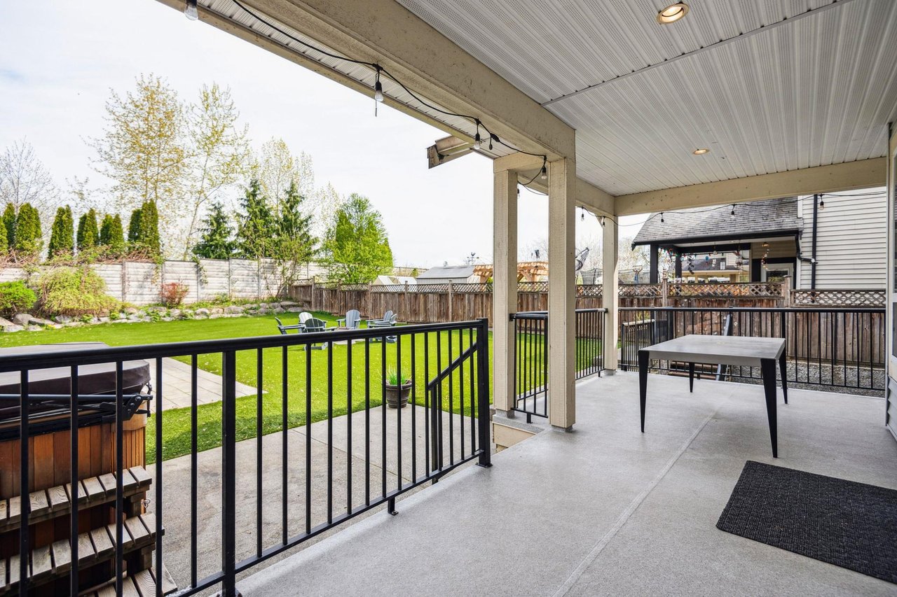 20307 98a Ave