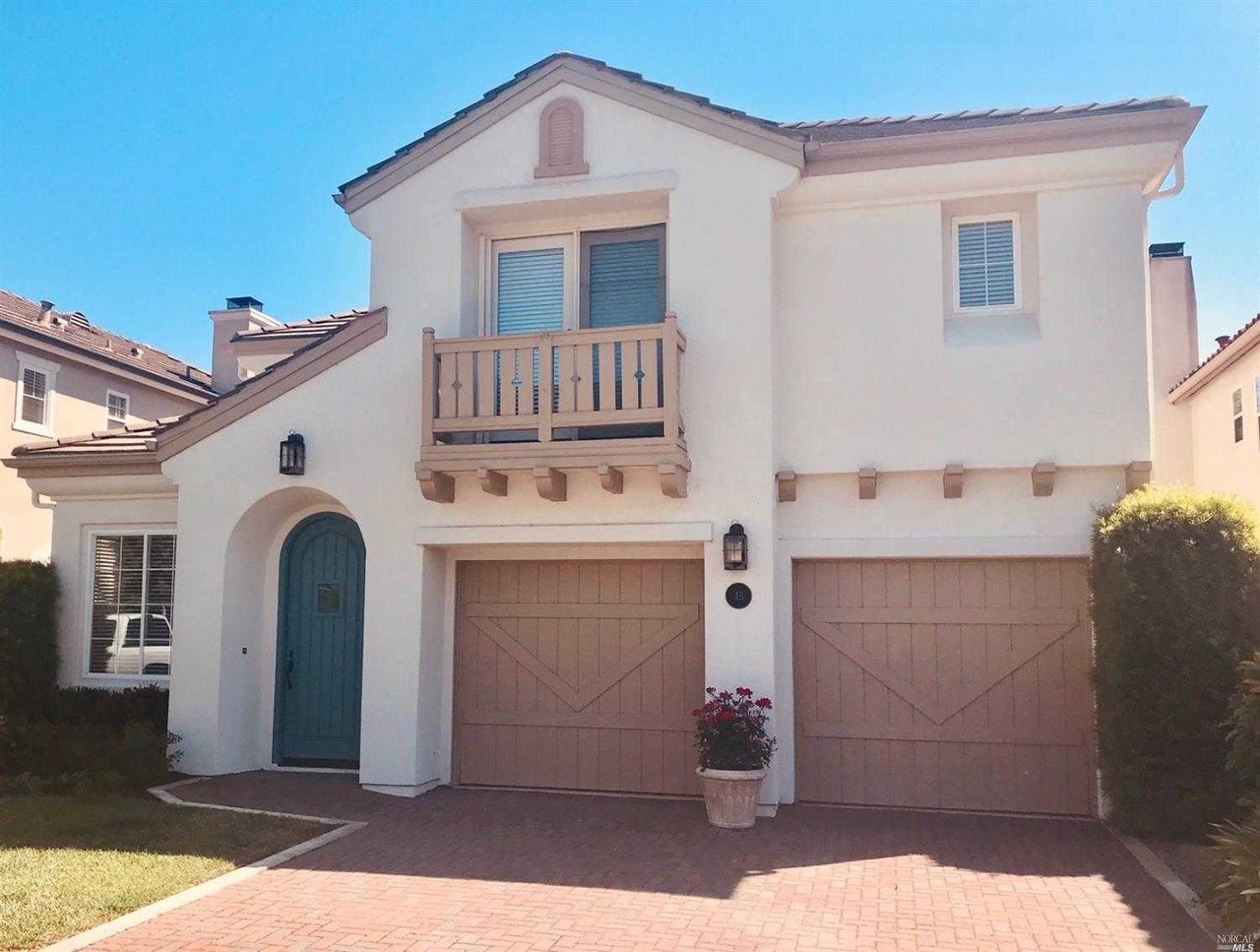 43 Laconheath Avenue